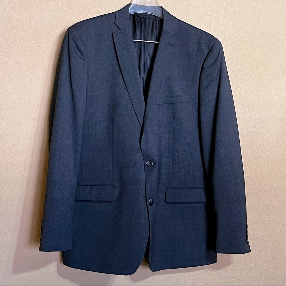 BarIII for Macy’s slim fit men’s wear blazer. Dark gray size 44R